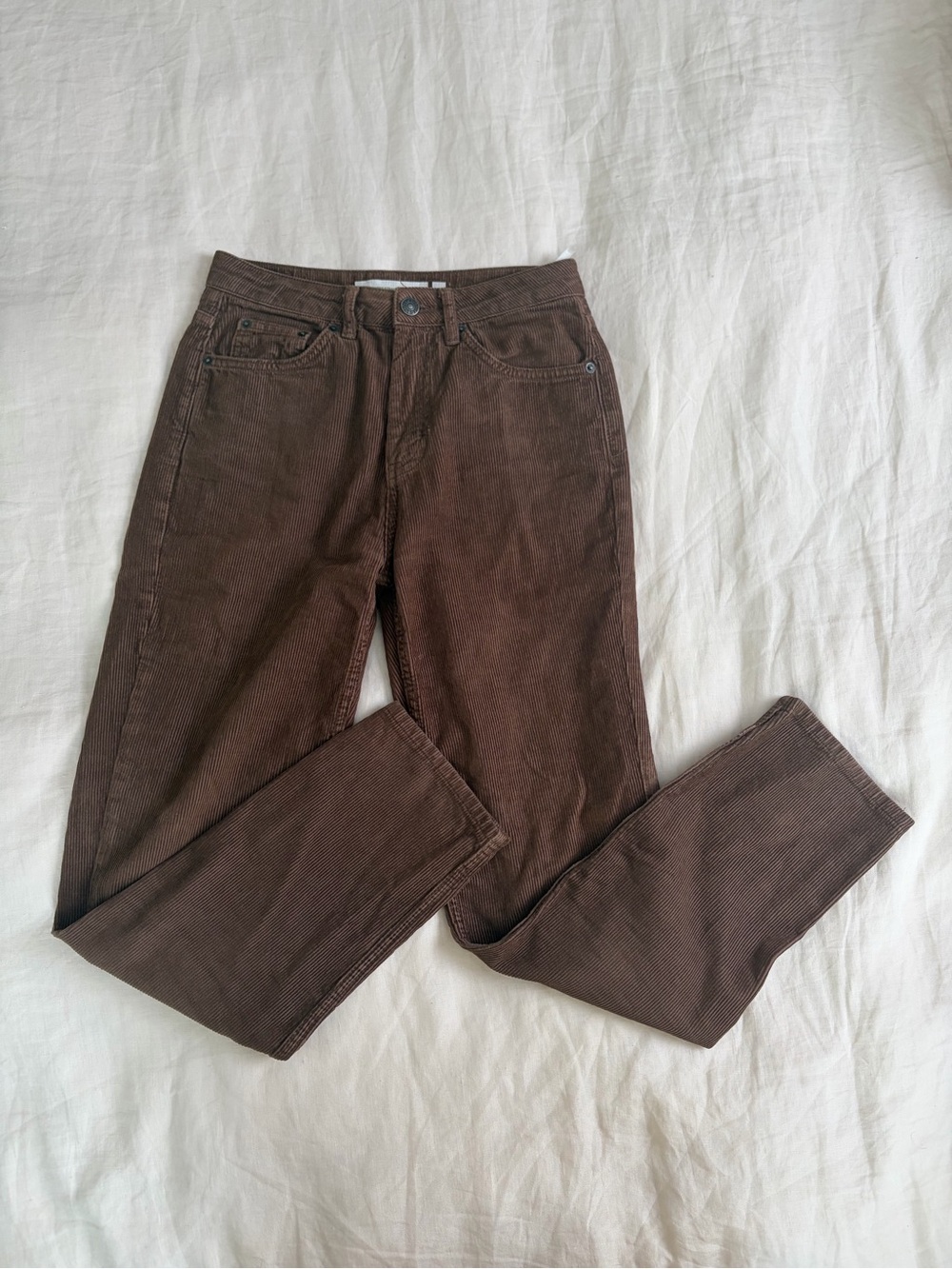 Women’s Straight Leg Corduroy Pants in Deep Brown